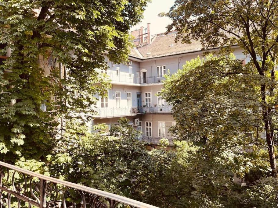 Chestnut Home - A Charming And Warm Feel Place 布达佩斯 外观 照片